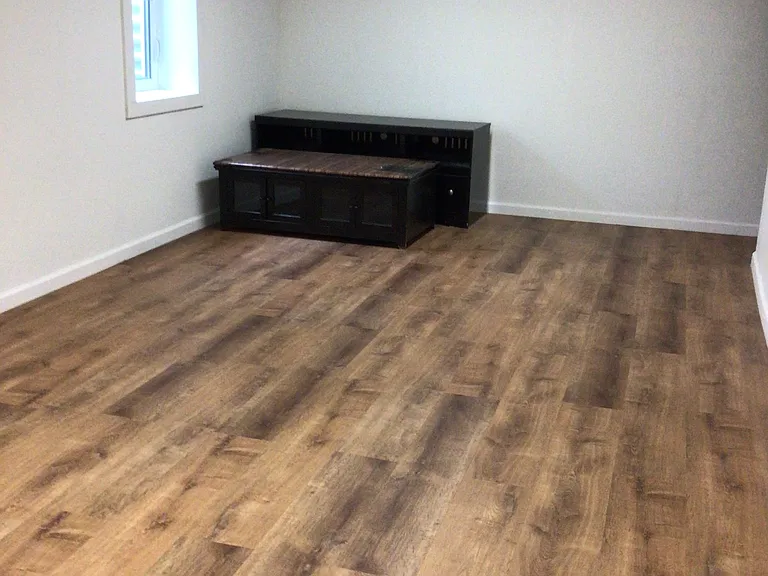 1641 W 82nd Pl — Photo 12
