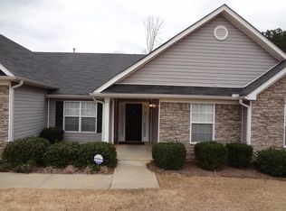 60 Queensland Ln, Covington, GA 30016