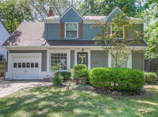 7332 Charlotte St, Kansas City, MO 64131