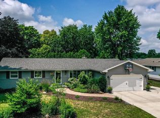 441 Connie St, Cottage Grove, WI 53527