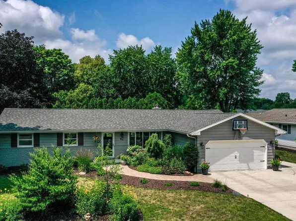 441 Connie St, Cottage Grove, WI 53527