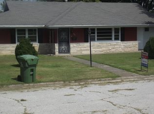 108 Dickinson Rd, Anna, IL 62906