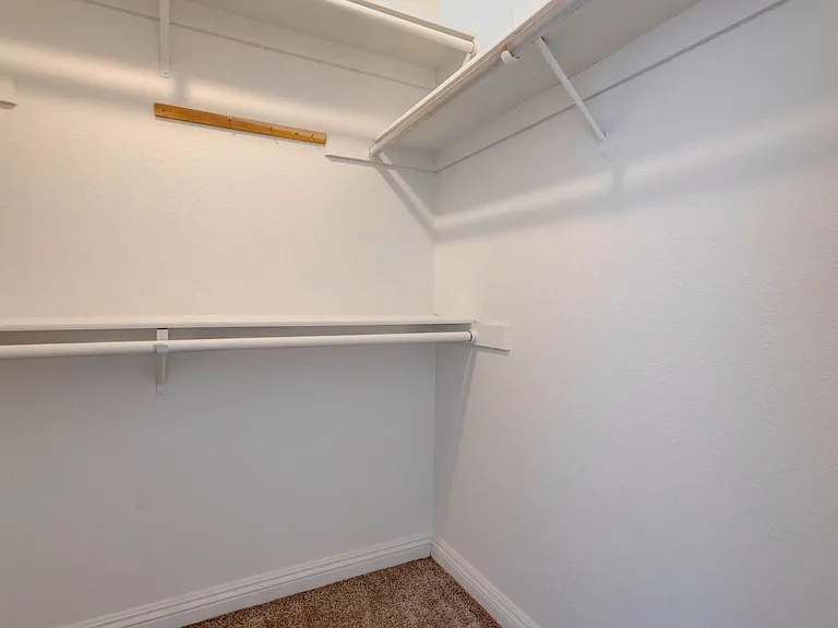 5519 Myron Cir — Photo 33