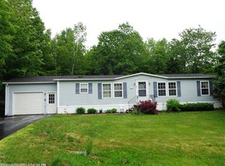 28 Buttercup Cir, Auburn, ME 04210
