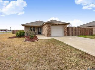 42200 N City Park Dr, Sorrento, LA 70778