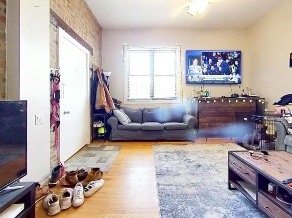 Eddy-Southport, 3533 N Southport Ave #3535-1S, Chicago, IL 60657