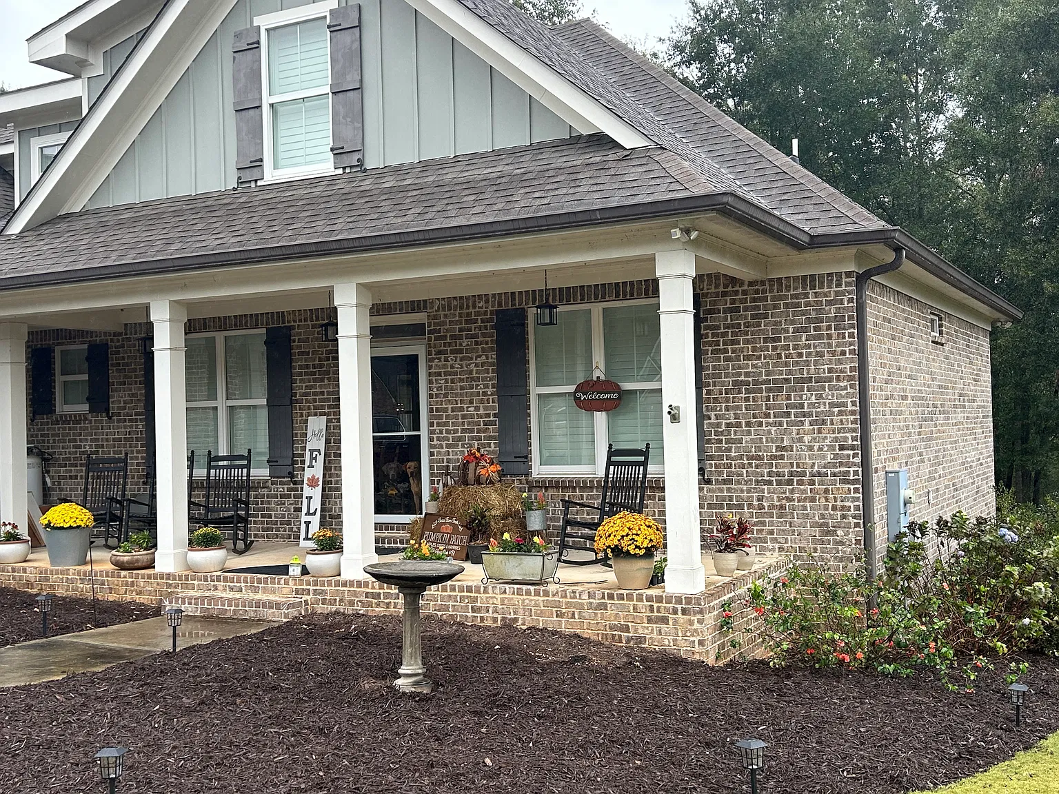 3 bed, 2700 sqft, $3,800 — Photo 4