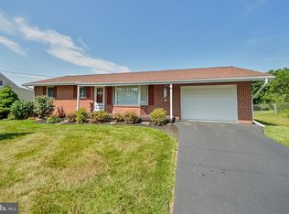 308 Nolt Ave, Willow Street, PA 17584