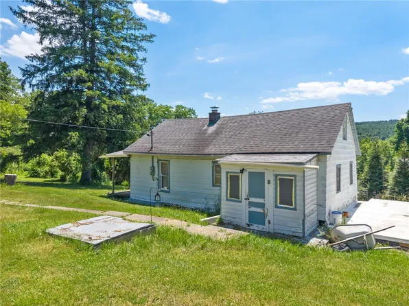 114 Homer Zeh Ln, Schoharie, NY 12157