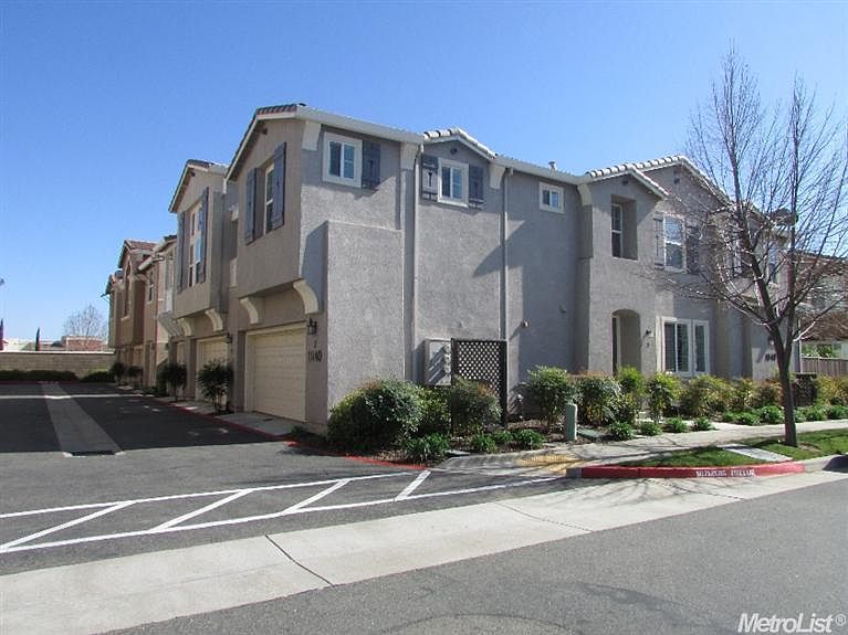 1st image of 2 Sierra View Cir #1040