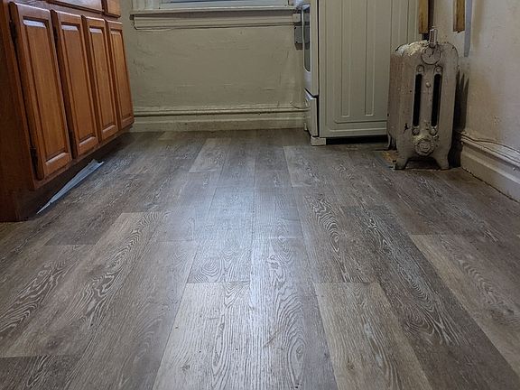 2nd image of 535 W 232nd St APT 3
