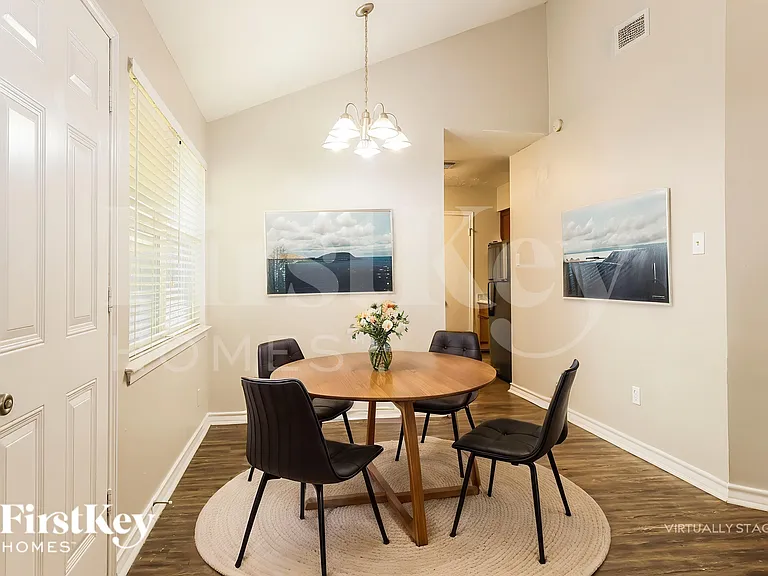 20327 Bridgedale Ln — Photo 8