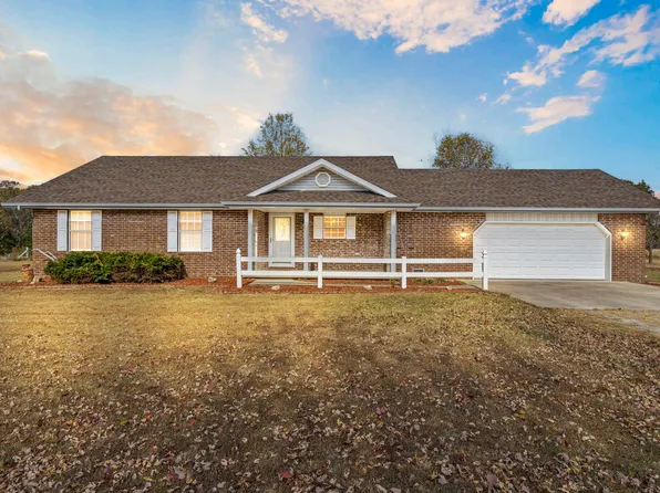 270 Deerfield Drive, Niangua, MO 65713