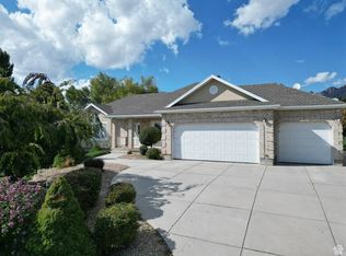 152 W 4050 N, Pleasant View, UT 84414