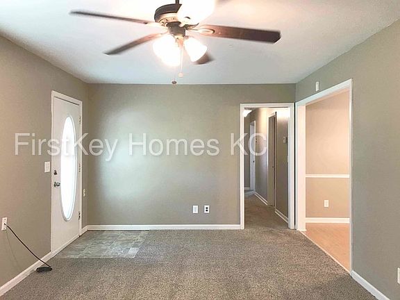 3rd image of 7808 Arlington Ave