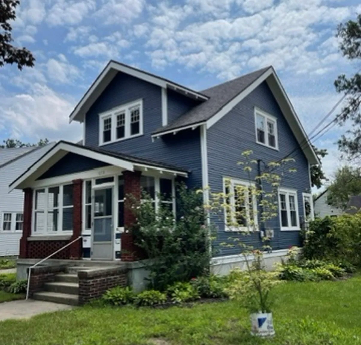 2 bed, 1200 sqft, $1,600 — Photo 1