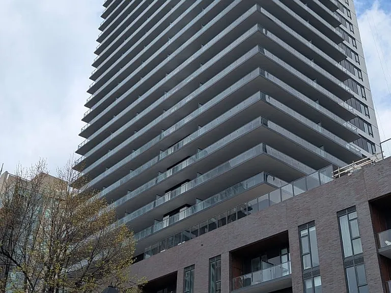 2075 Lakeshore Rd #2106 — Photo 1