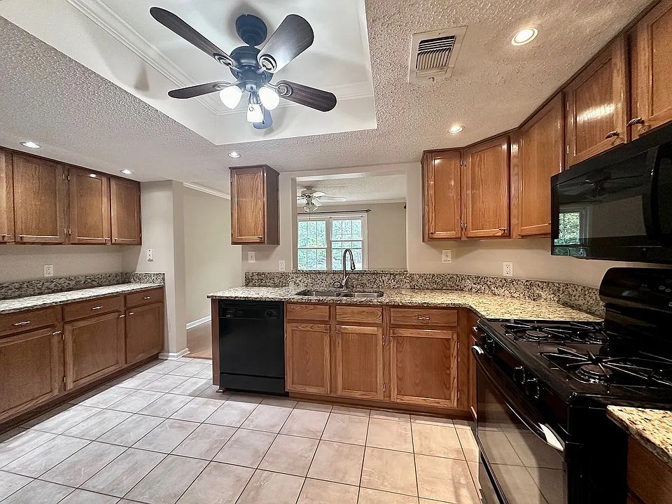 1st image of 7024 Somerset Cir