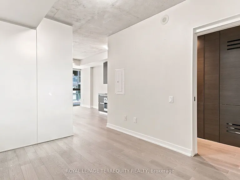 38 Stewart St #406 — Photo 15