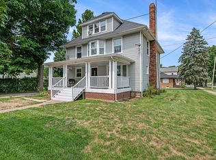 116 E Hoffman St, Three Rivers, MI 49093