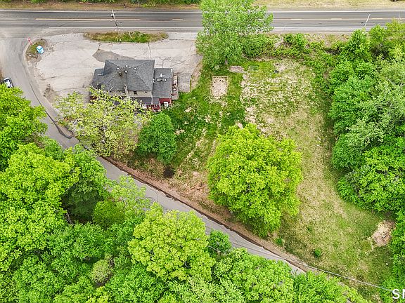 5th image of 259 Ference Road