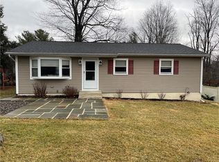 54 Kretch Cir, Wappingers Falls, NY 12590