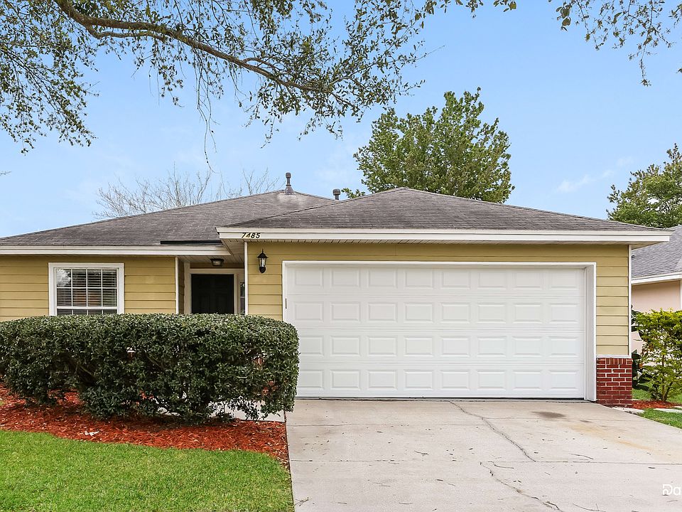 1st image of 7485 International Village Dr