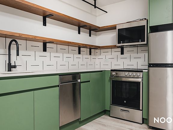 2nd image of 1510 Gates Ave #510