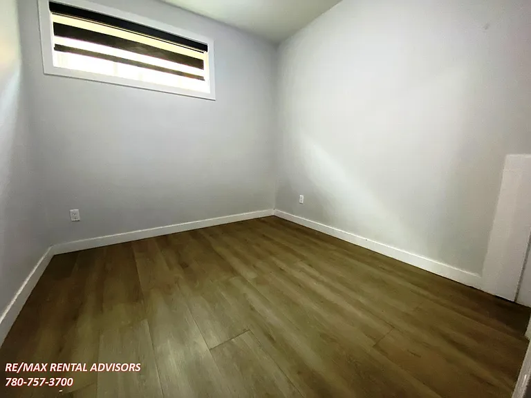 2443 15th Ave NW #BASEMENT — Photo 13