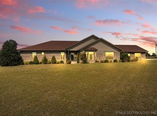 63320 E 293rd Rd, Grove, OK 74344
