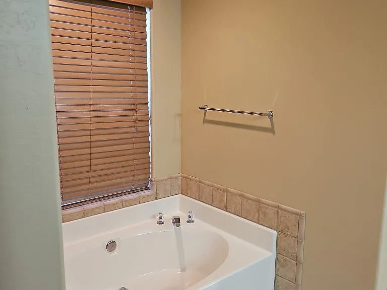 4868 W 31st Ln — Photo 15