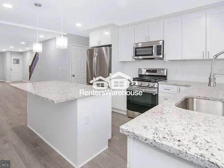 3706 Claremont Ave — Photo 3