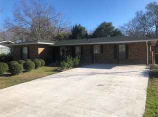 808 E Wilkins St, Angleton, TX 77515