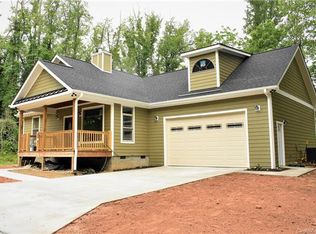 592 Spring St #1, Hendersonville, NC 28739