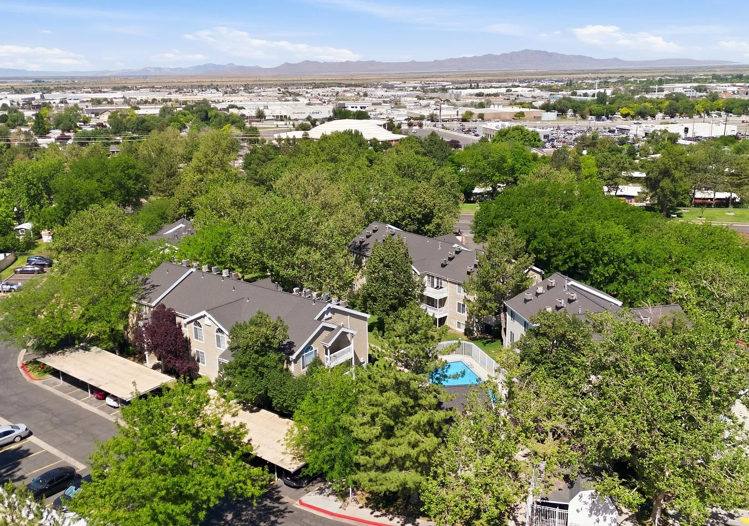 Woods Crossing Apartments — Photo 4