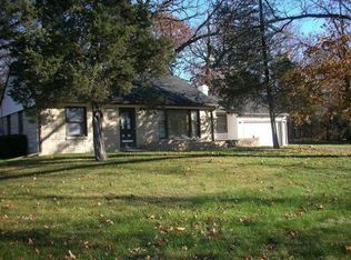 2730 S 124th St, West Allis, WI 53227