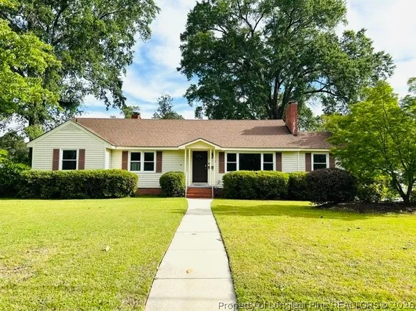 504 W 30th St, Lumberton, NC 28358