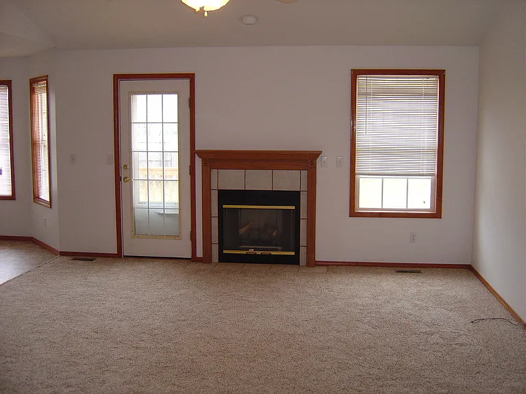 5003 N 9th St — Photo 2