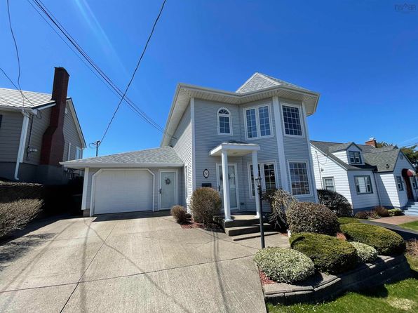 86 Castle Dr, Sydney, NS B1S 2A4