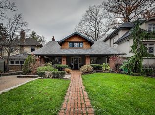 15 Pine Cres, Toronto, ON M4E 1L1