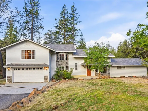 16302 Cook Rd, Rough And Ready, CA 95975