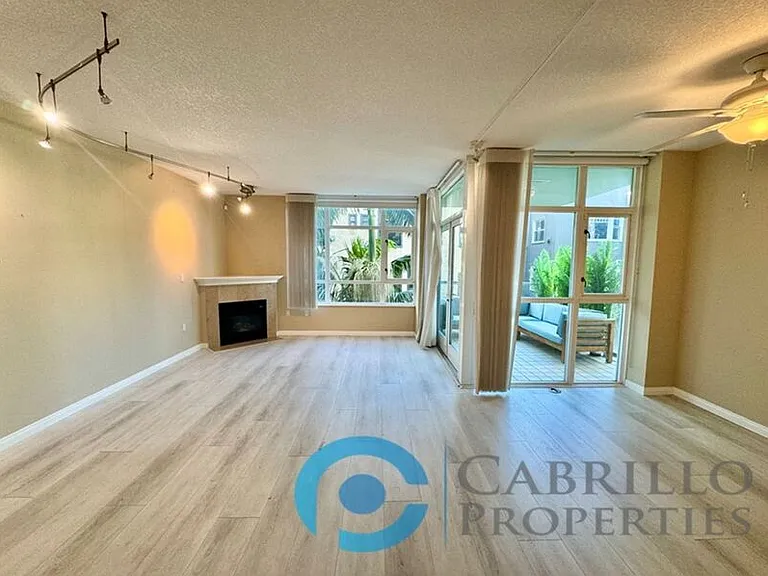 850 Beech St #504 — Photo 8