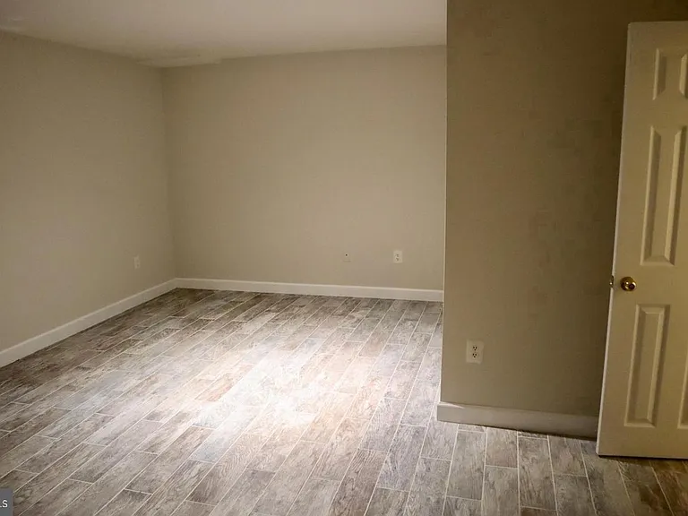 17105 Thatcher Ct — Photo 29