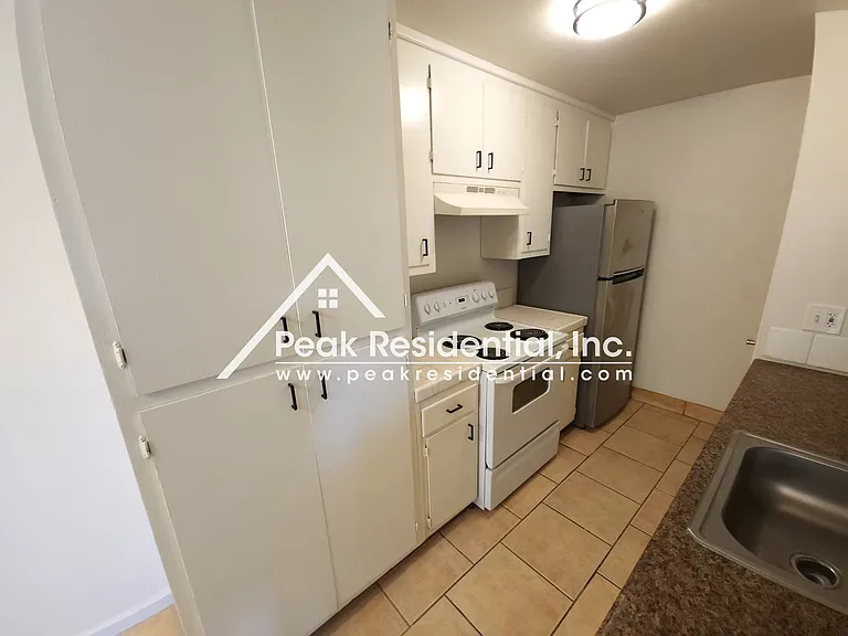 41 La Fresa Ct #3 — Photo 7