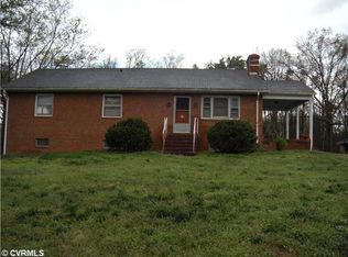 10267 Moncure Dr, Ruther Glen, VA 22546