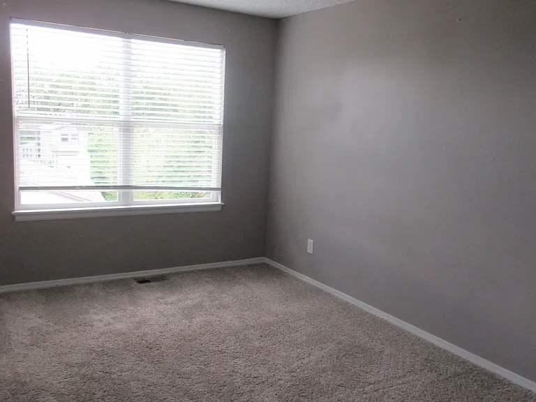 649 Autumn Pl — Photo 15