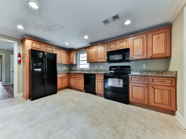 6042 Ridge Ln, Dawsonville, GA 30534