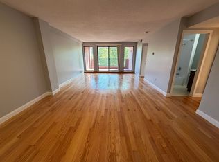1850 Beacon St APT 304, Brookline, MA 02445