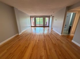 1850 Beacon St
