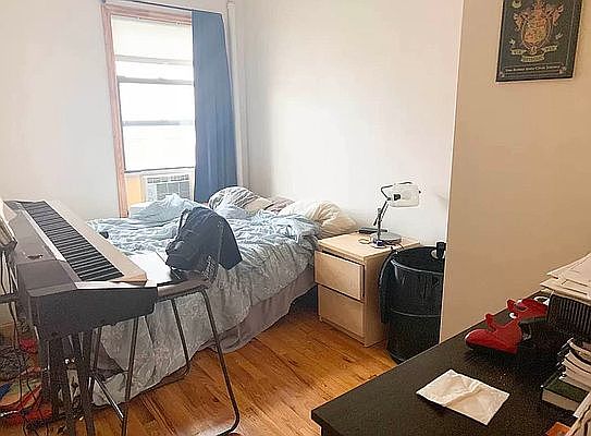 5th image of 967 Manhattan Ave APT 3